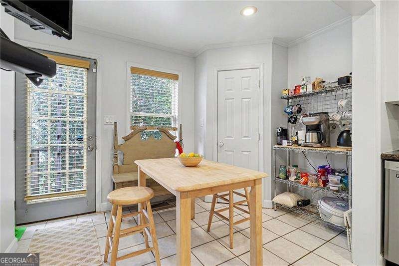 1395 ALVERADO Way Decatur - Photo 10