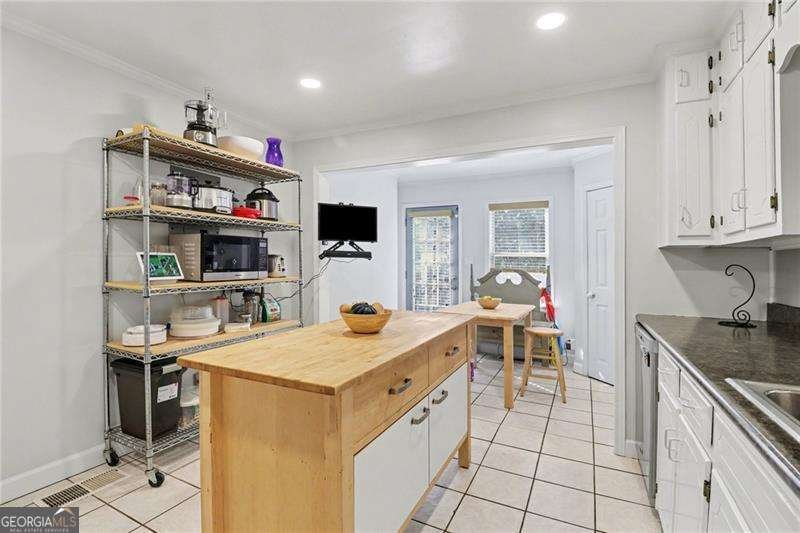 1395 ALVERADO Way Decatur - Photo 8