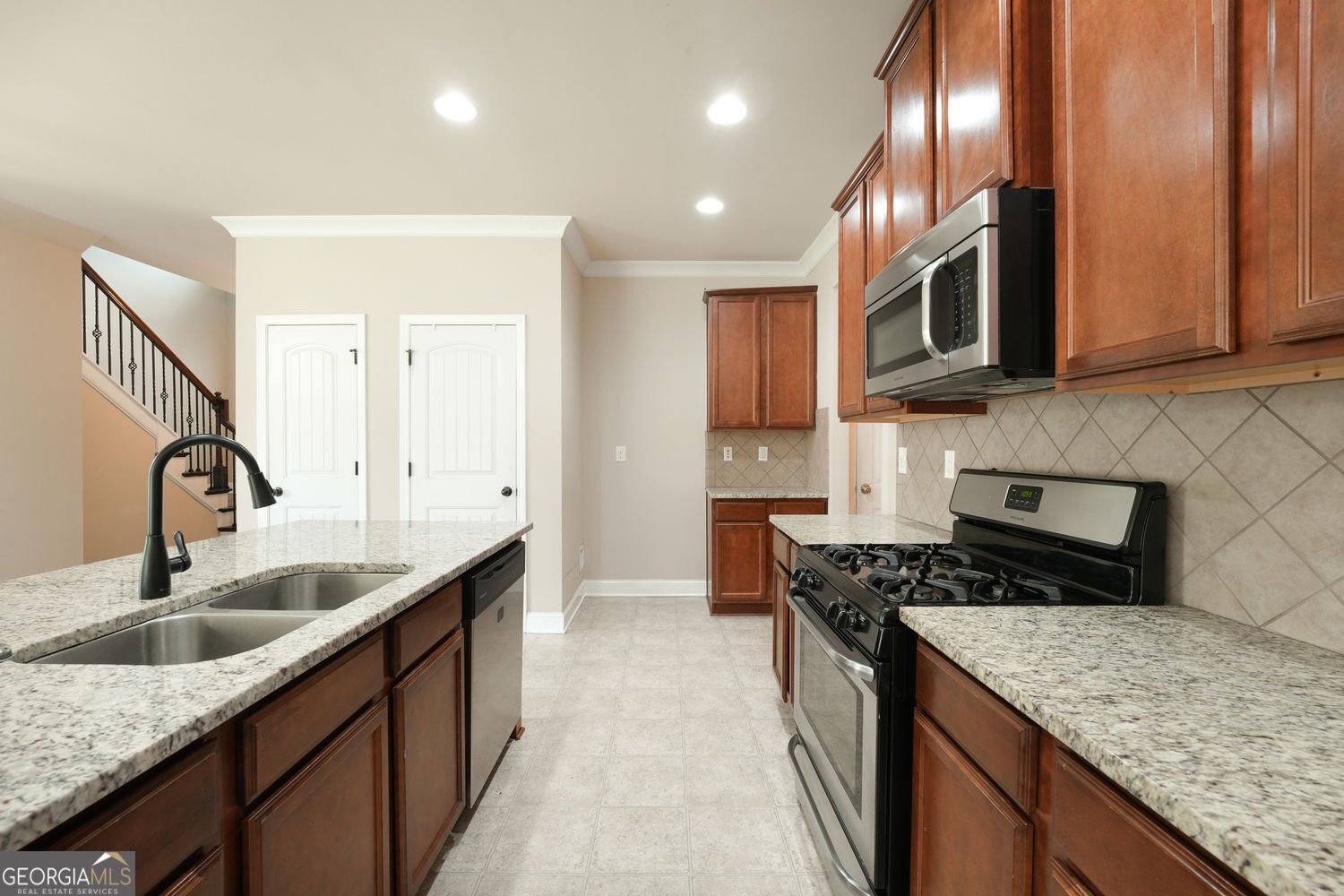 40 Oakwood Drive Covington - Photo 9