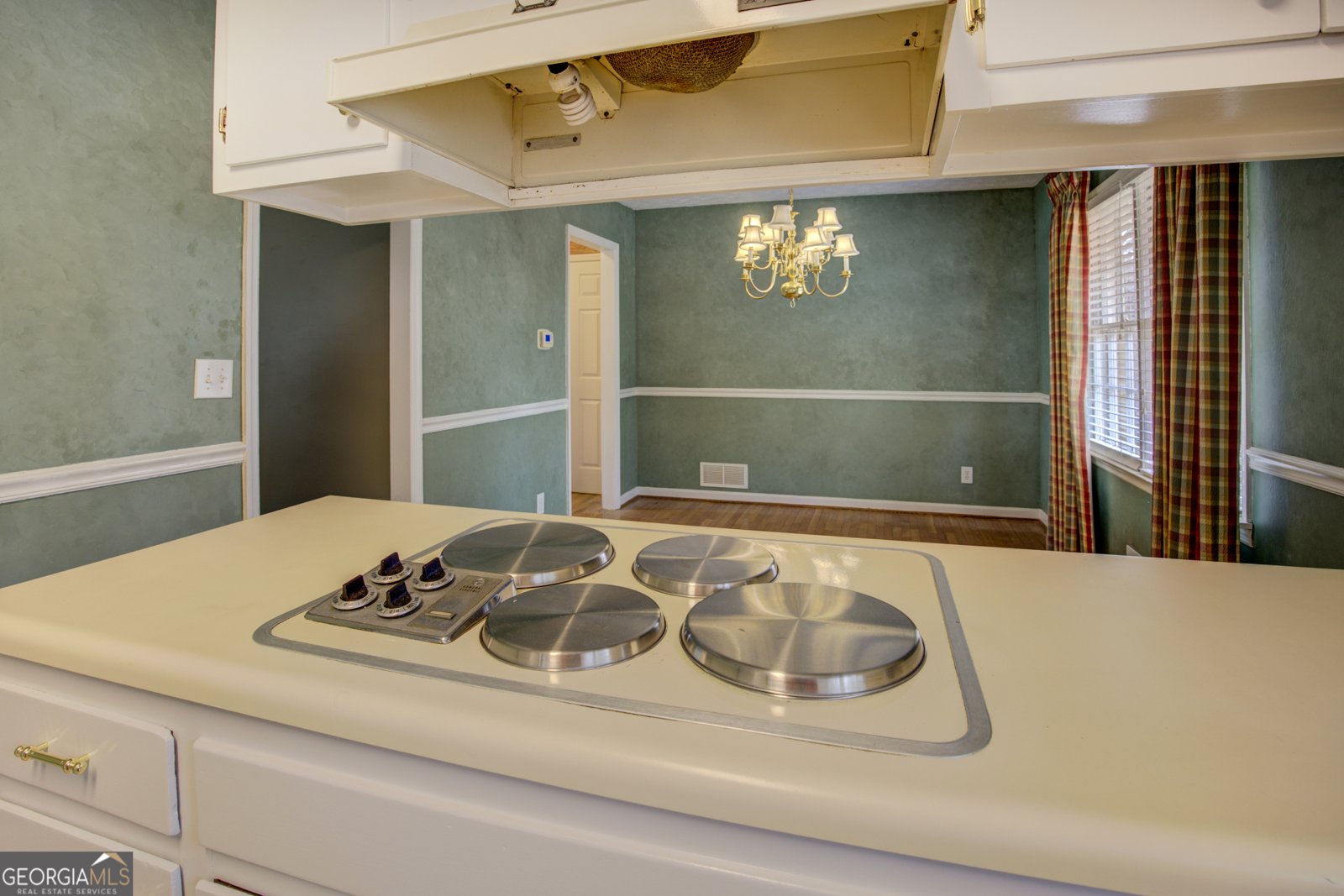 770 Shipp Circle Conyers - Photo 9