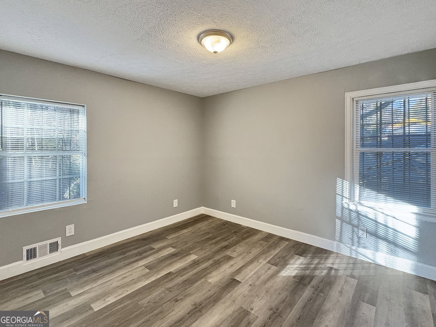 2955 Wanda Circle Atlanta - Photo 8