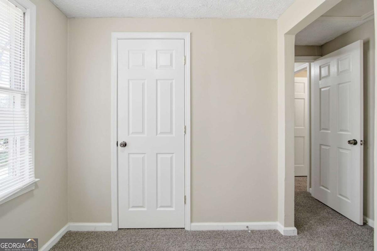 2366 Flint Rock Road Stone Mountain - Photo 6