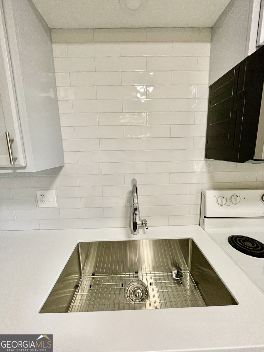 800 College Avenue Athens - Photo 10