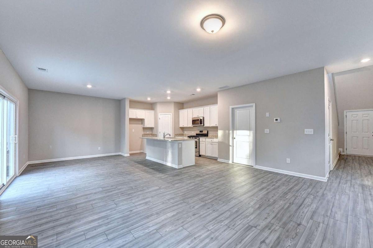 326 Golden Eagle Parkway Braselton - Photo 8