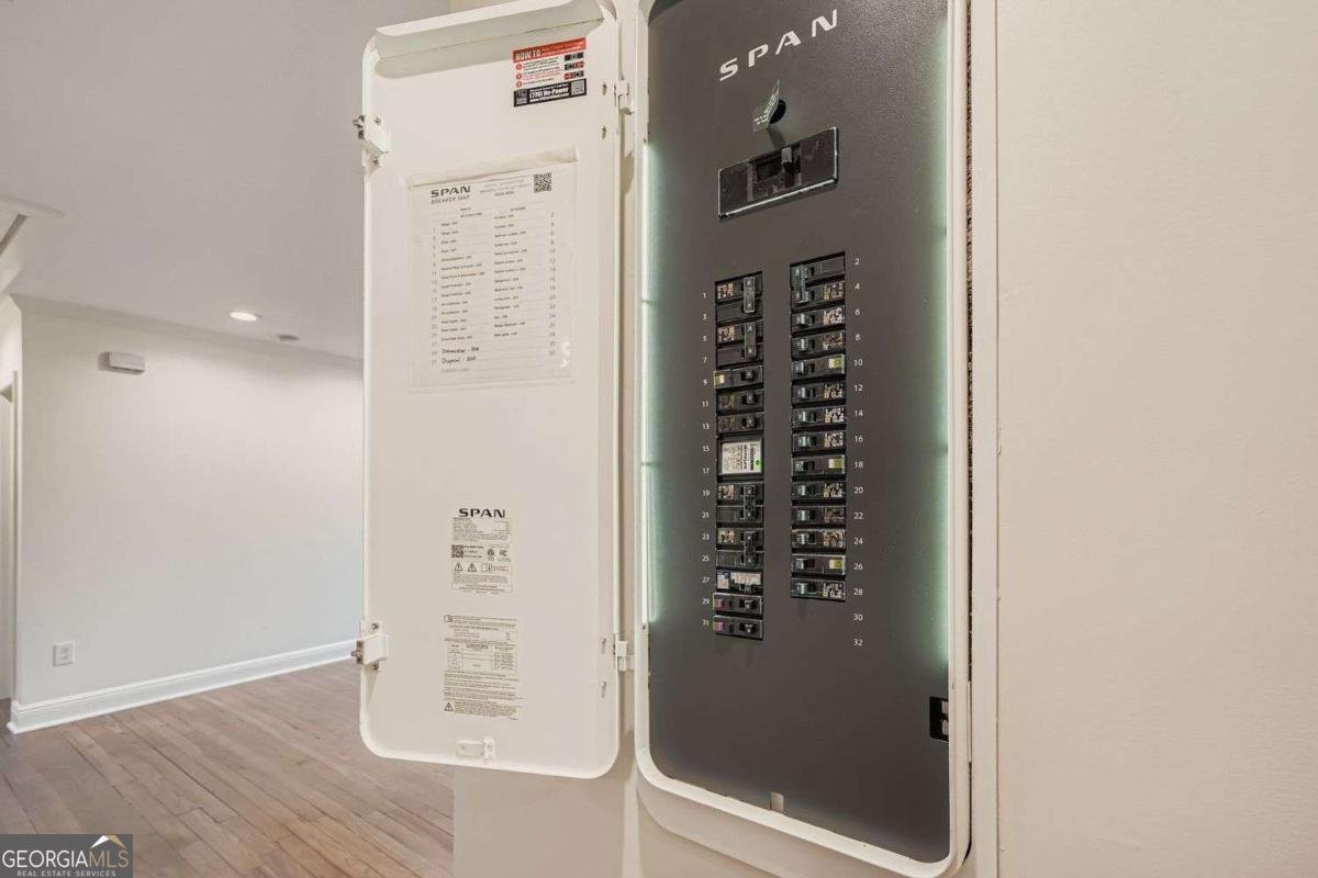 1688 Oak Knoll Circle Atlanta - Photo 36