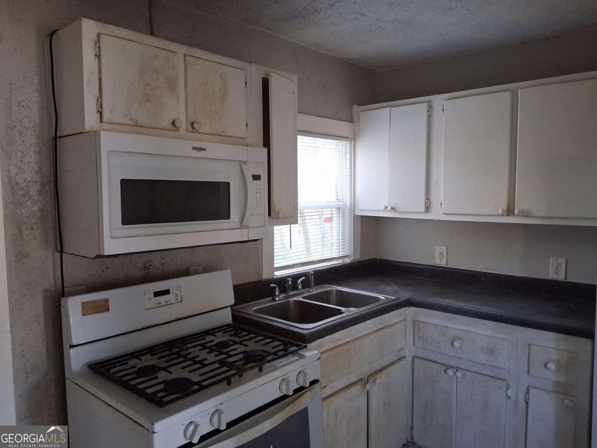 2835 Burton Road Atlanta - Photo 10