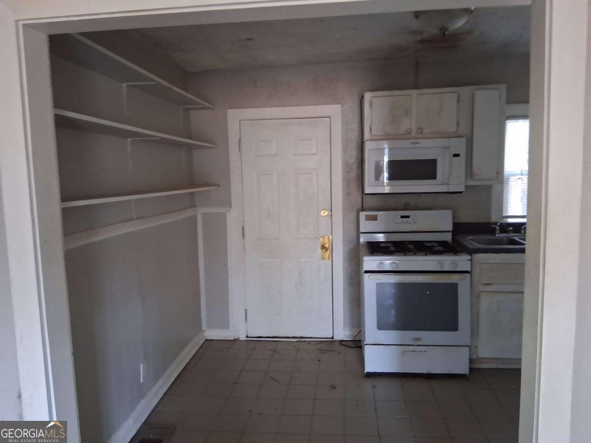 2835 Burton Road Atlanta - Photo 11