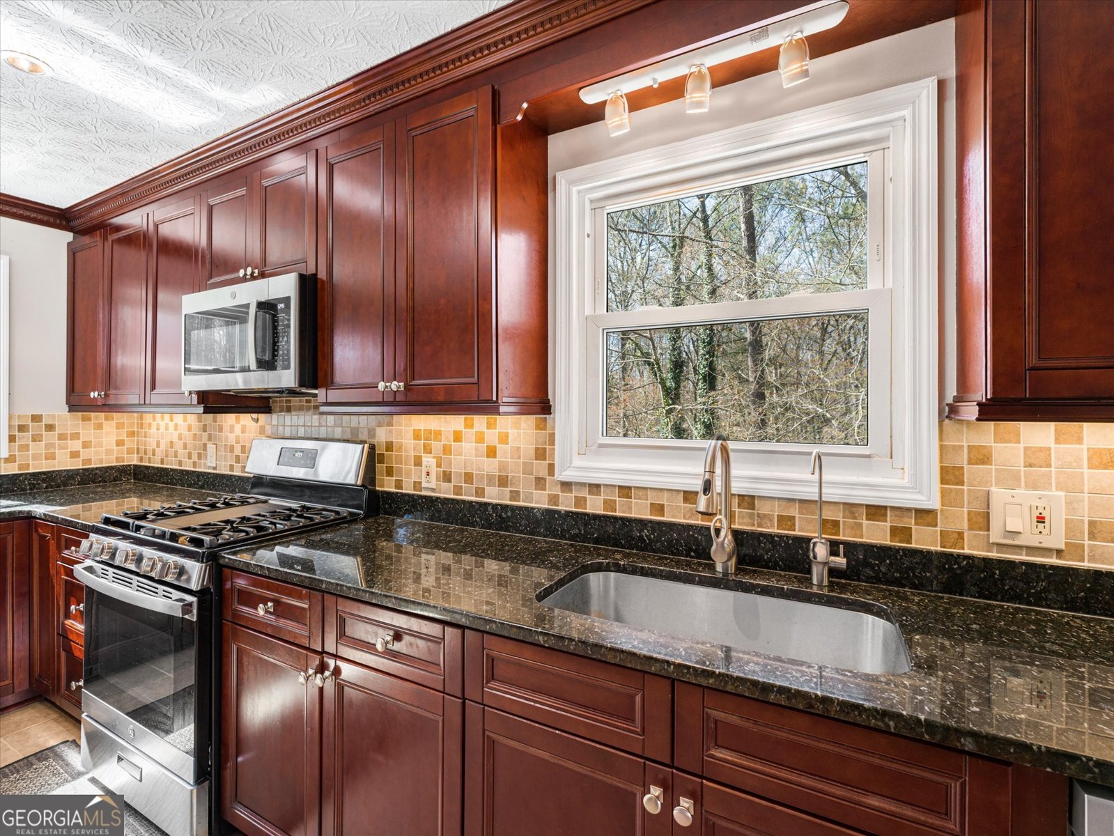 437 Sweetgum Drive Woodstock - Photo 18