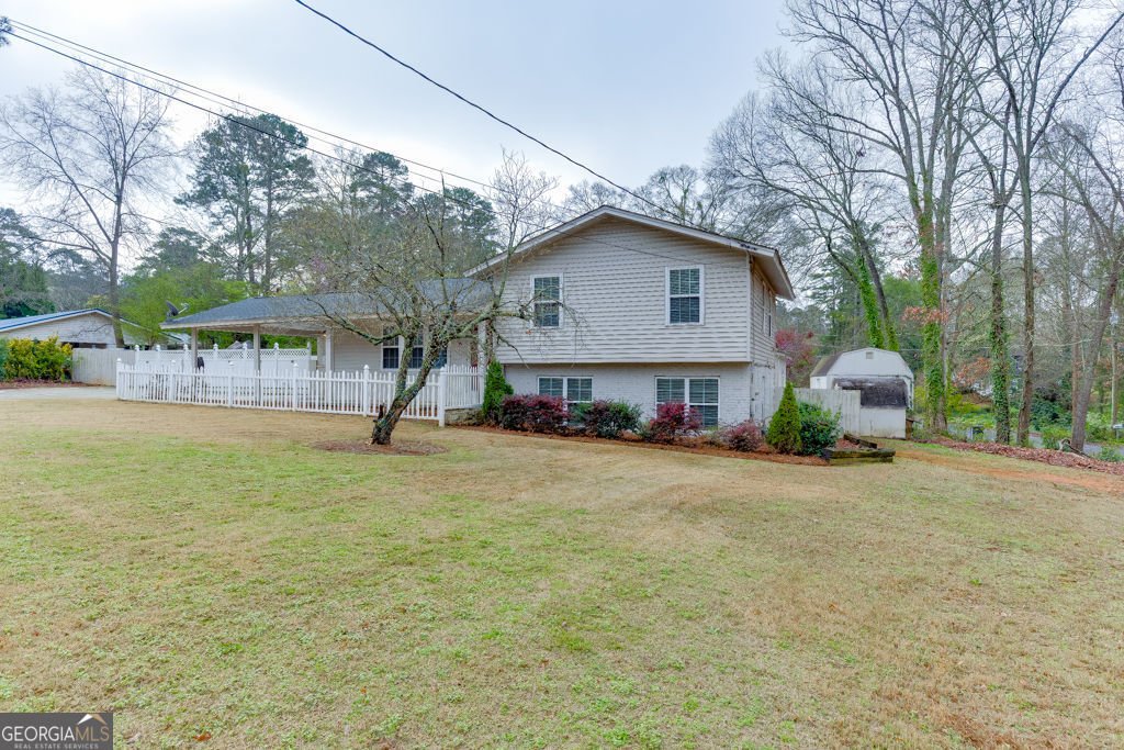 206 College Circle Athens - Photo 6