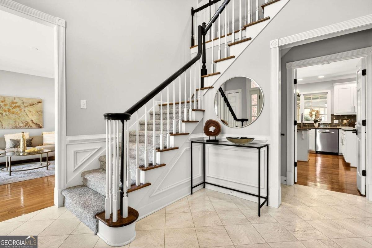 620 Lake Medlock Court Alpharetta - Photo 18