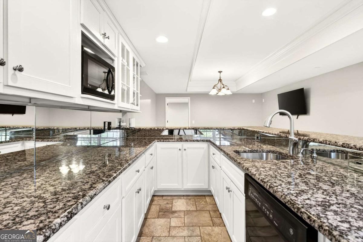 620 Lake Medlock Court Alpharetta - Photo 35