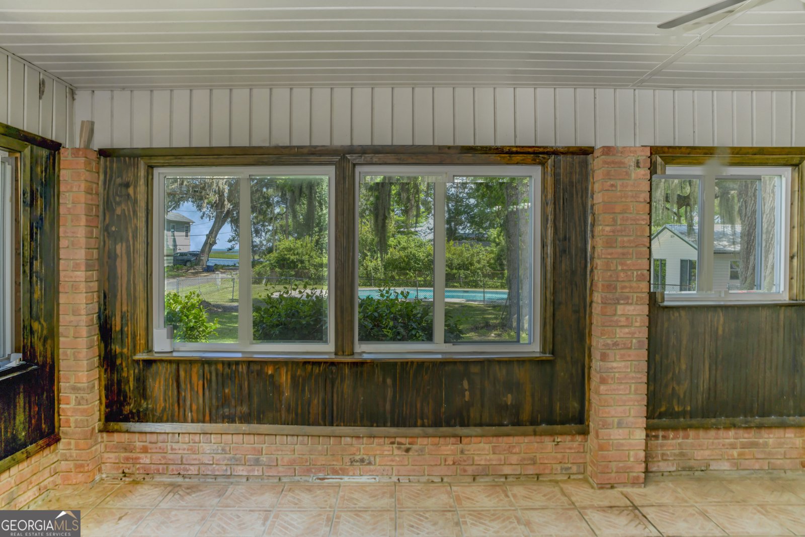 77 Sutton Court Woodbine - Photo 16