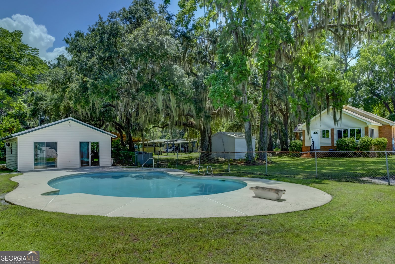 77 Sutton Court Woodbine - Photo 33