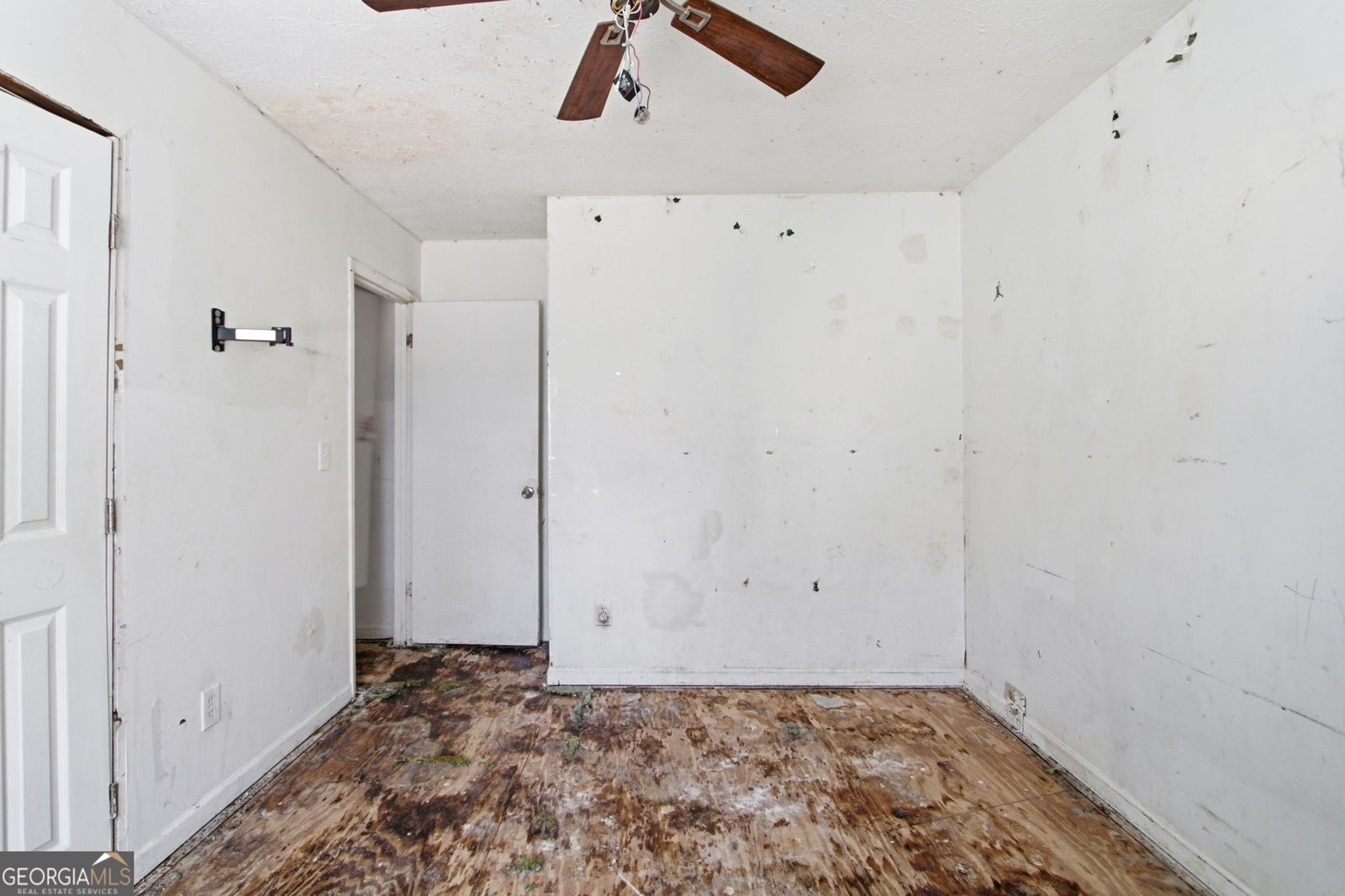 917 Lake Watch Drive Stone Mountain - Photo 16