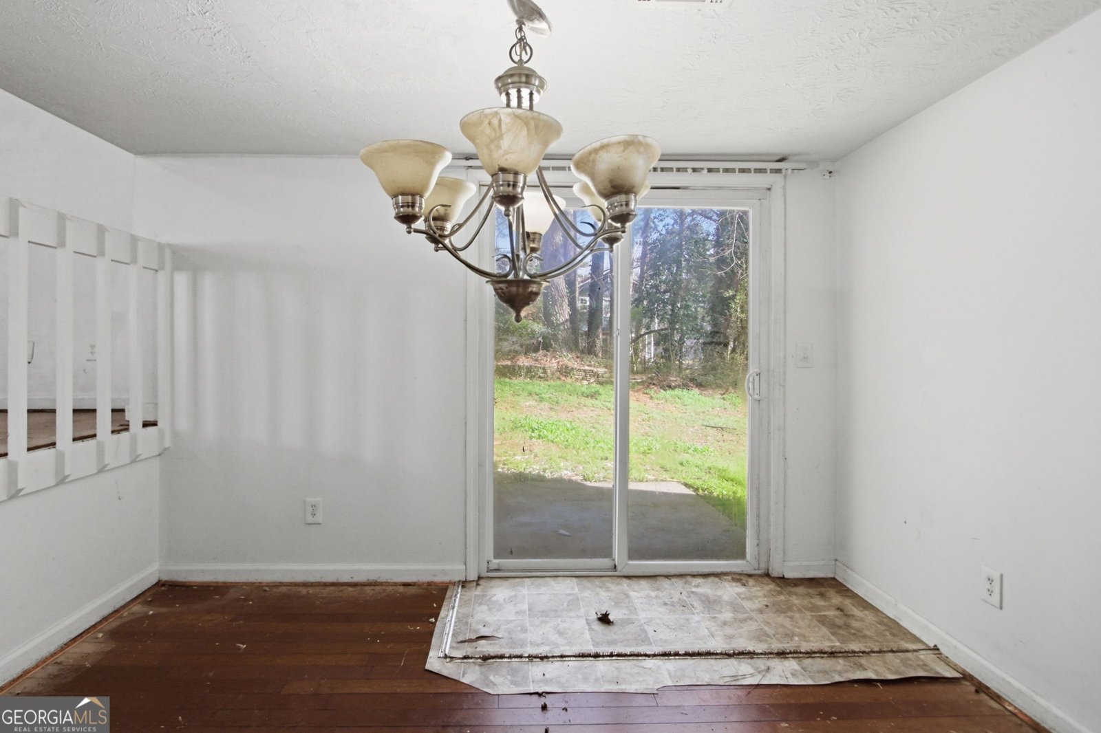 917 Lake Watch Drive Stone Mountain - Photo 9