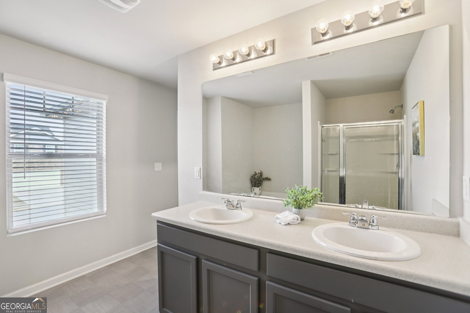 613 Sturbridge Court McDonough - Photo 7