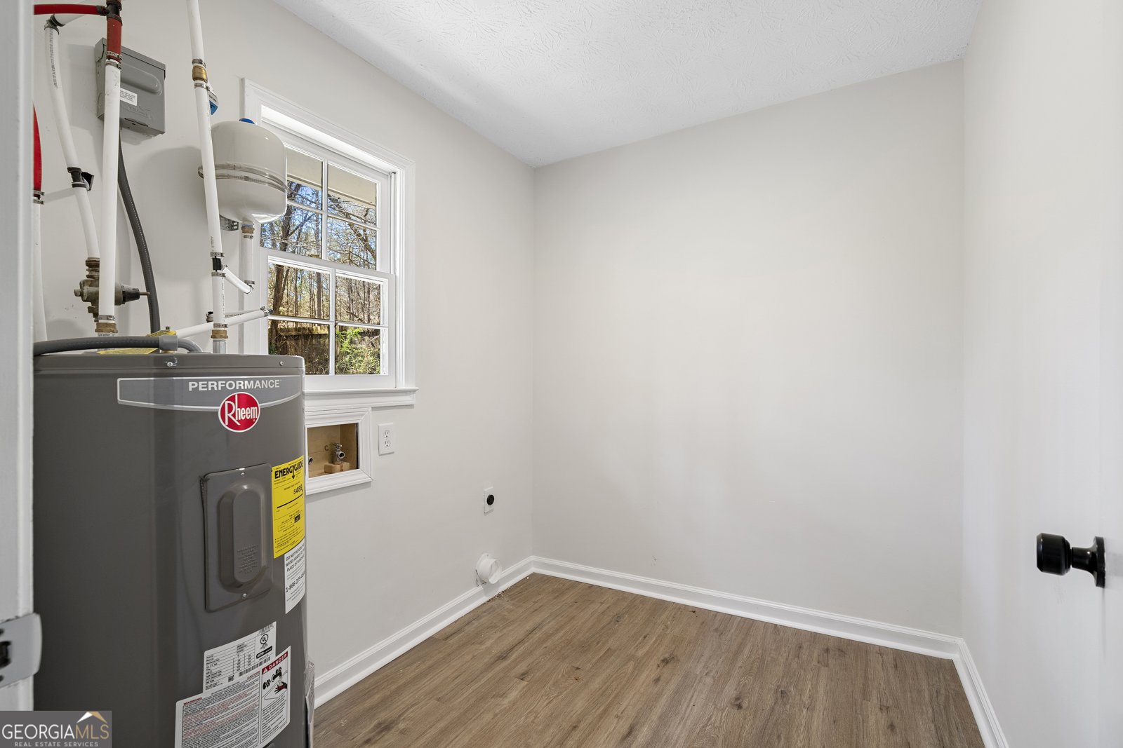 200 Hidden Pines Drive Covington - Photo 18