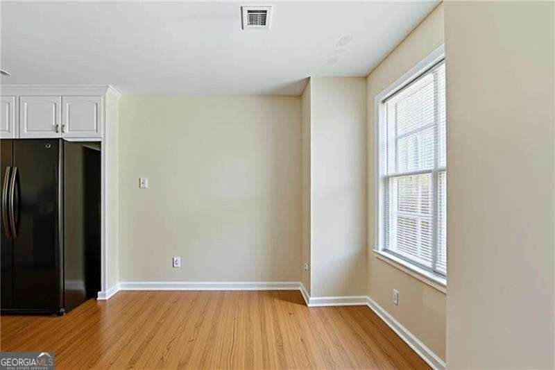 561 Glenns Farm Way Grayson - Photo 6