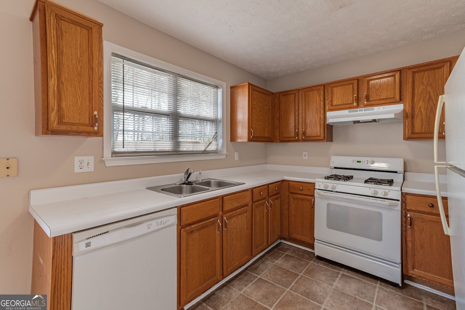 5239 Pine Branch Court Sugar Hill - Photo 12