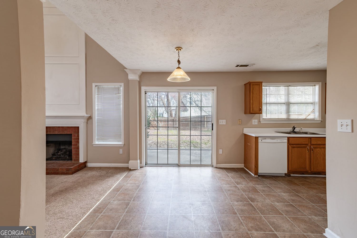 5239 Pine Branch Court Sugar Hill - Photo 8