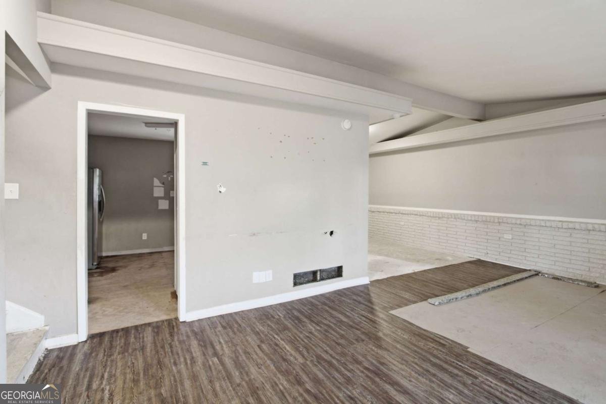 5455 Saint Lo Lane Atlanta - Photo 6