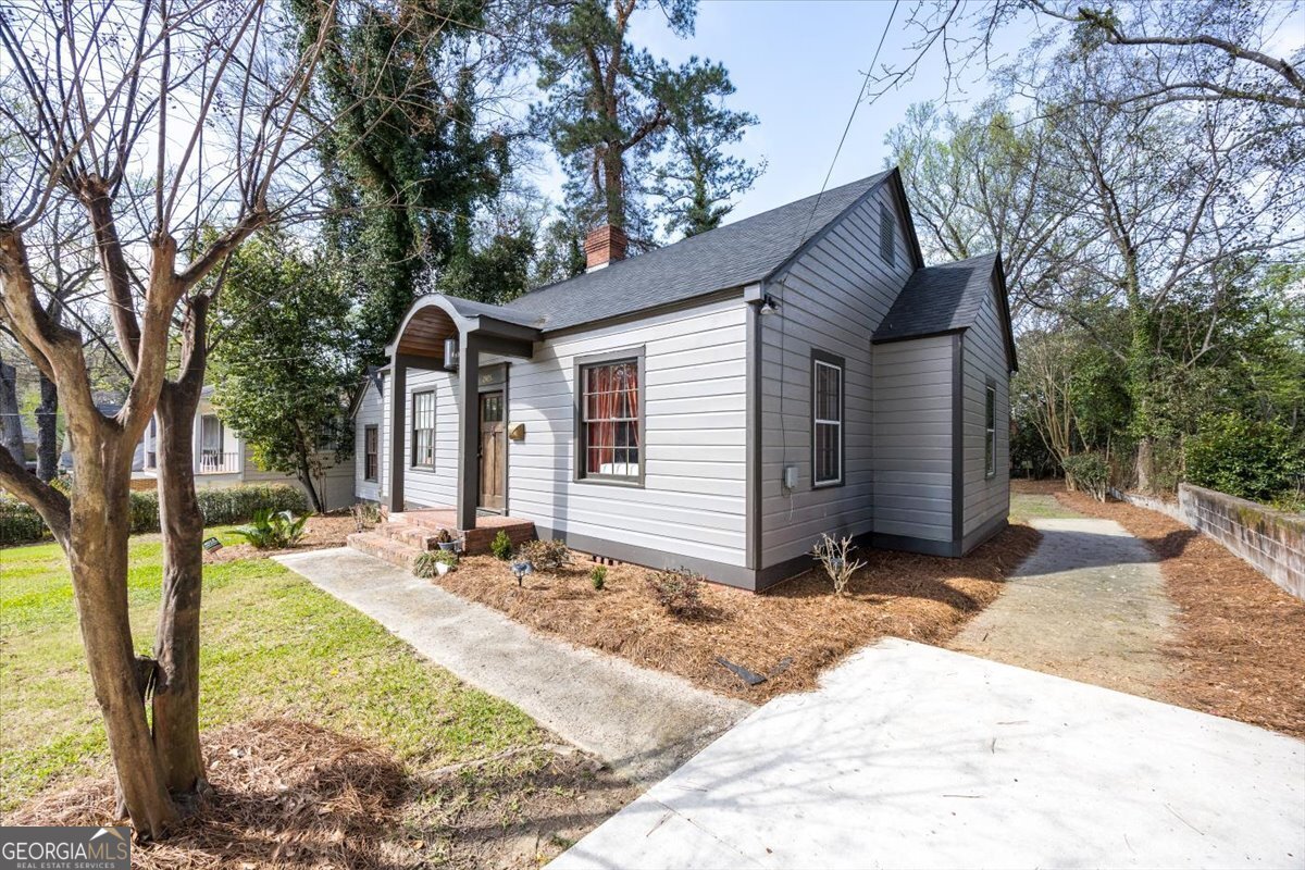 2485 Carlton Way Macon - Photo 1