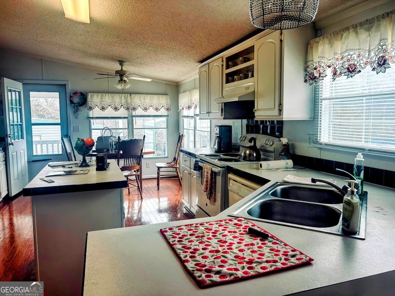 5068 Hamilton-Pleasant Grove RD Pine Mountain - Photo 12