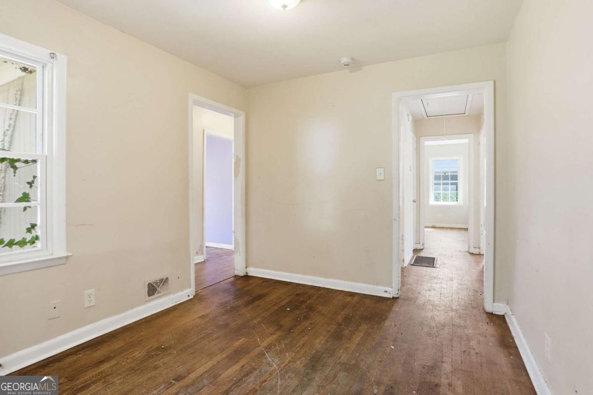 256 Silver Springs Circle Atlanta - Photo 10