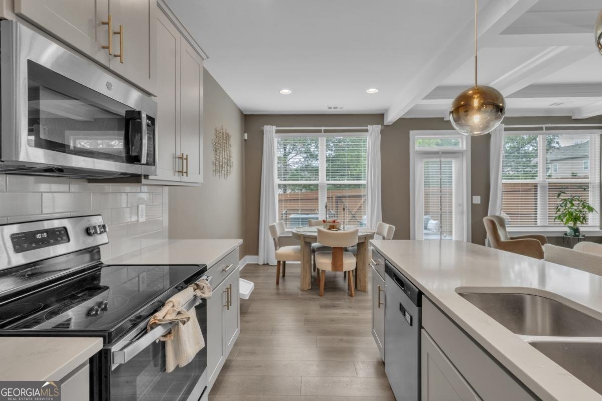 7689 Baron Road Fairburn - Photo 6