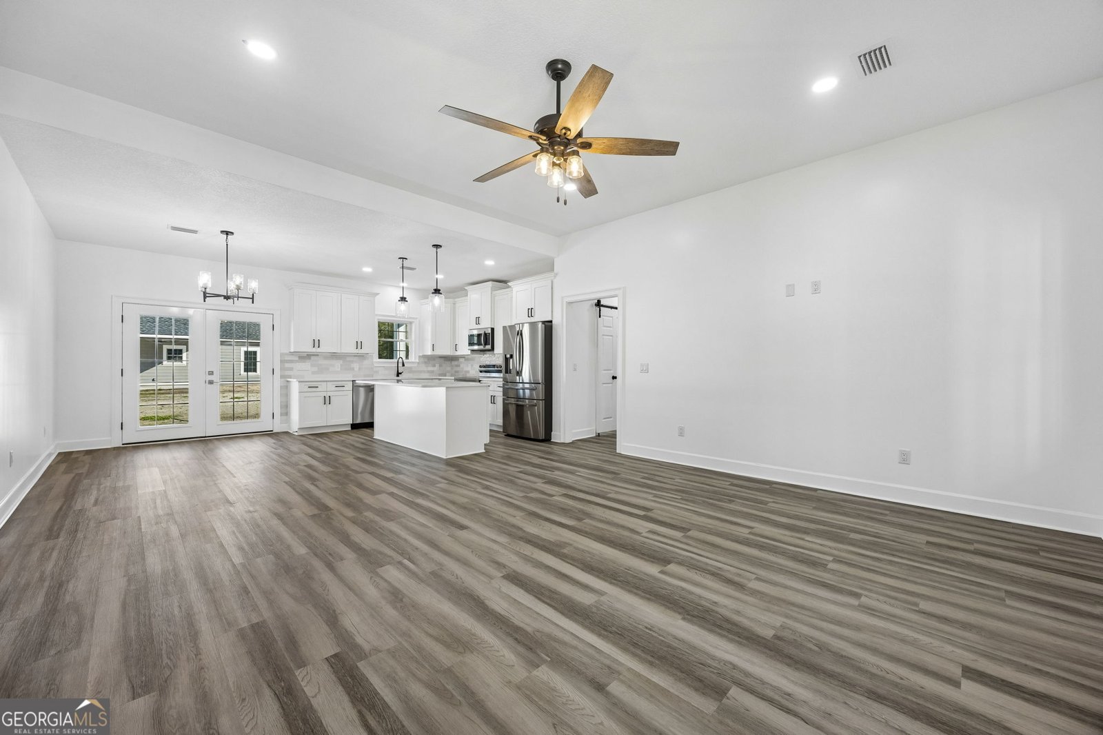 215 McQueen Street Folkston - Photo 10