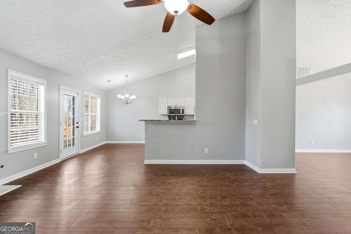 7005 Woodfield Way Woodstock - Photo 13