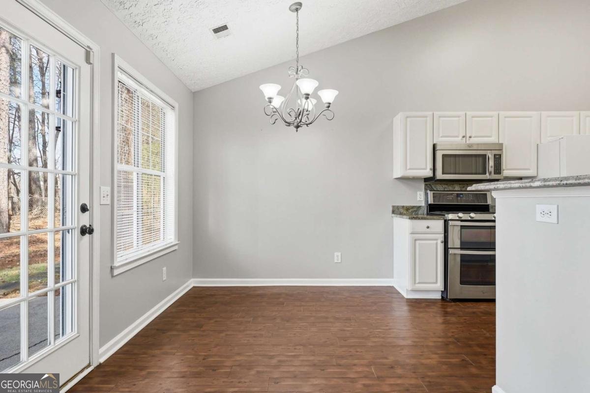 7005 Woodfield Way Woodstock - Photo 14