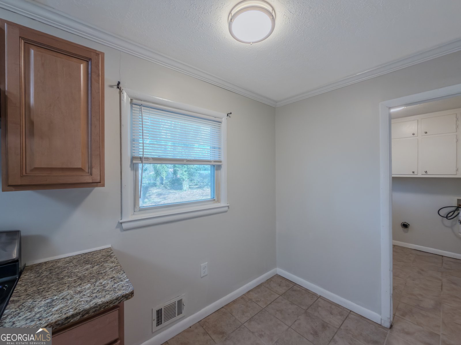 2428 Pine Springs Court Decatur - Photo 11