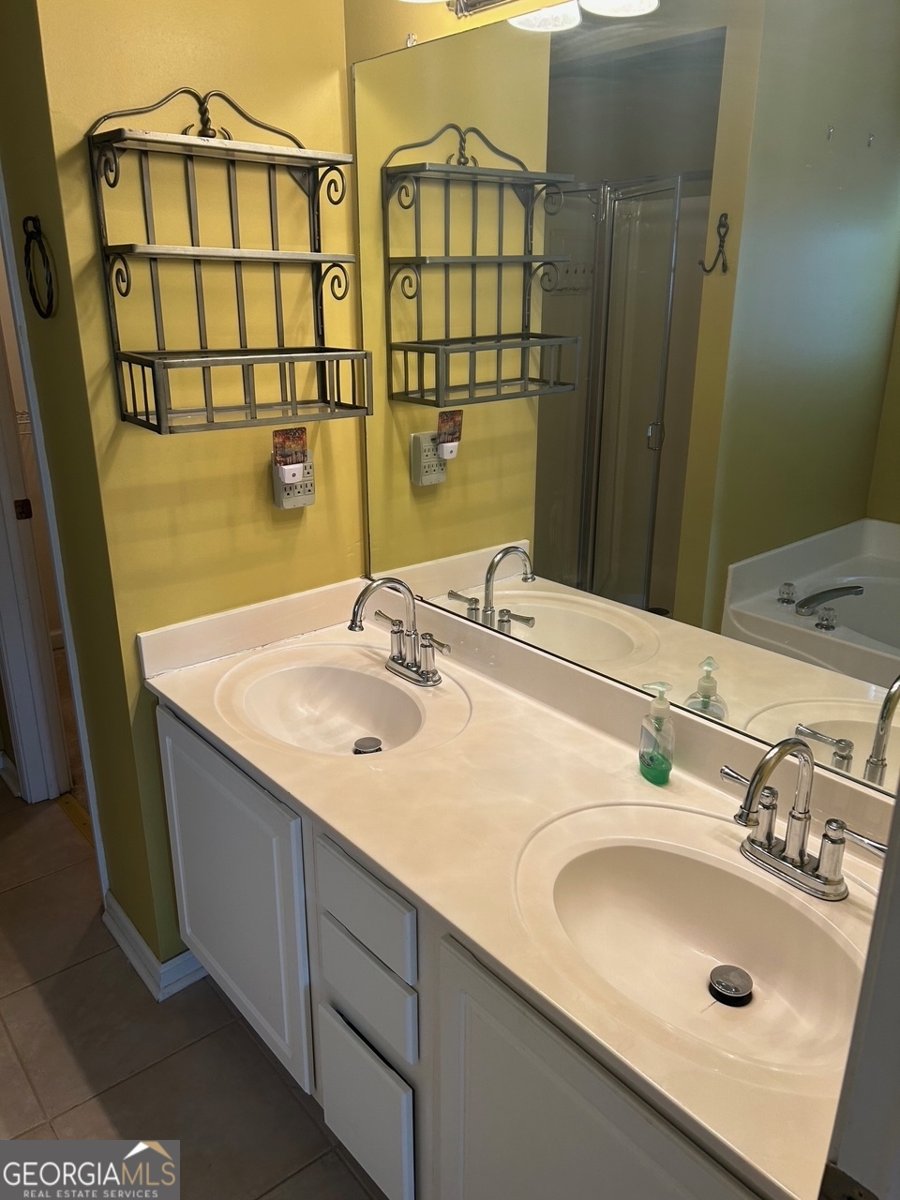 333 Royal Crescent Way Stockbridge - Photo 10