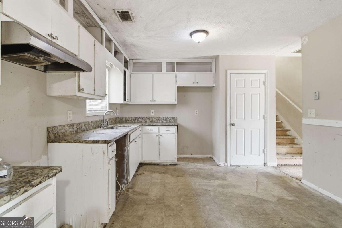 4436 Cypress Ridge Lane Stone Mountain - Photo 10