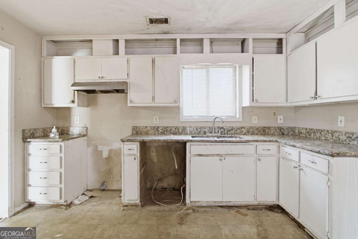 4436 Cypress Ridge Lane Stone Mountain - Photo 11