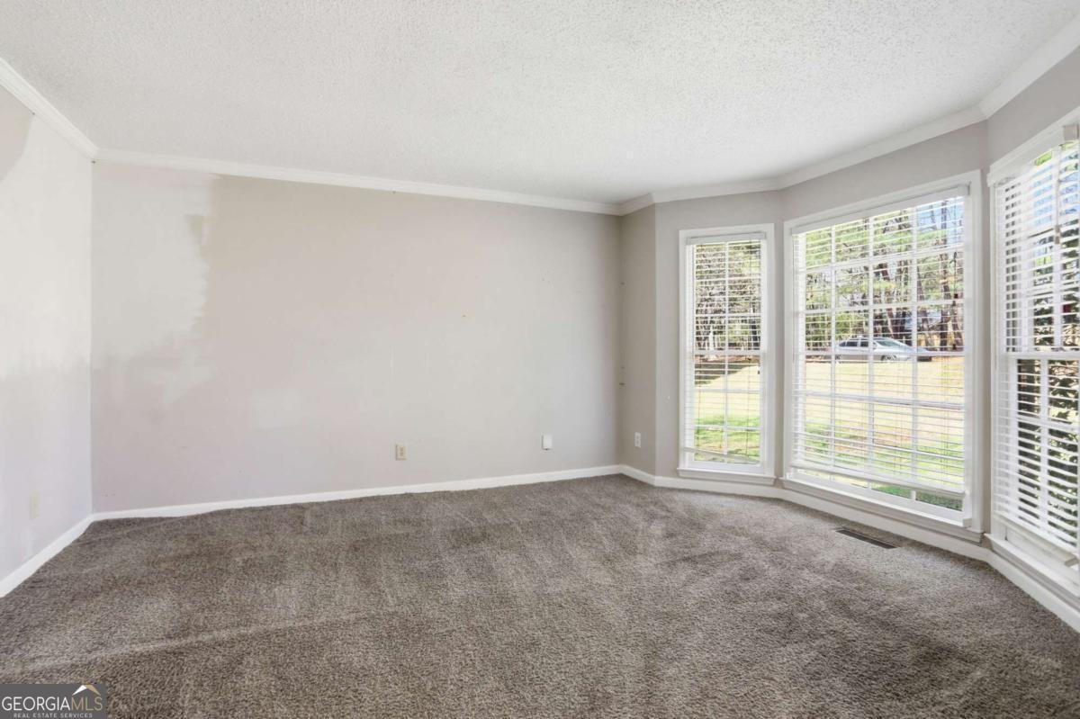 315 Spindletree Trace Roswell - Photo 6