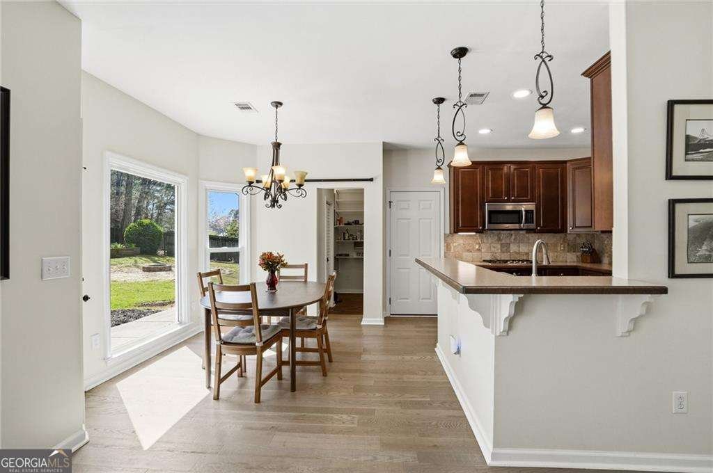 3985 Chestnut Springs Court Cumming - Photo 6