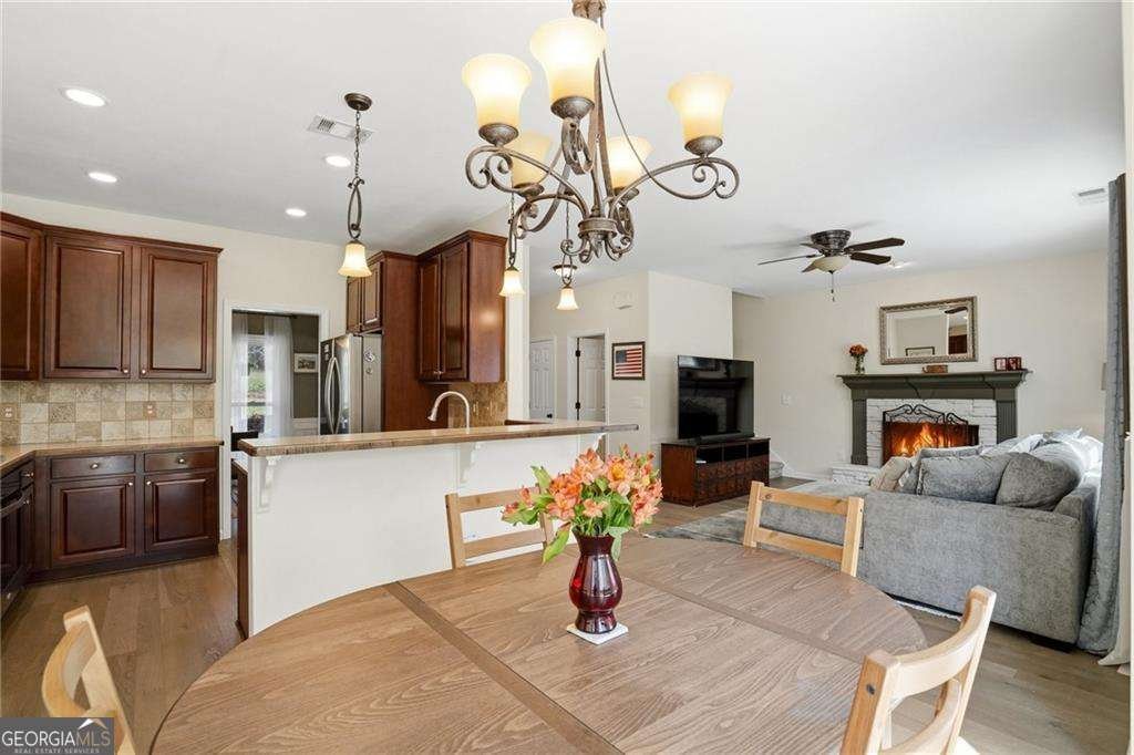 3985 Chestnut Springs Court Cumming - Photo 7