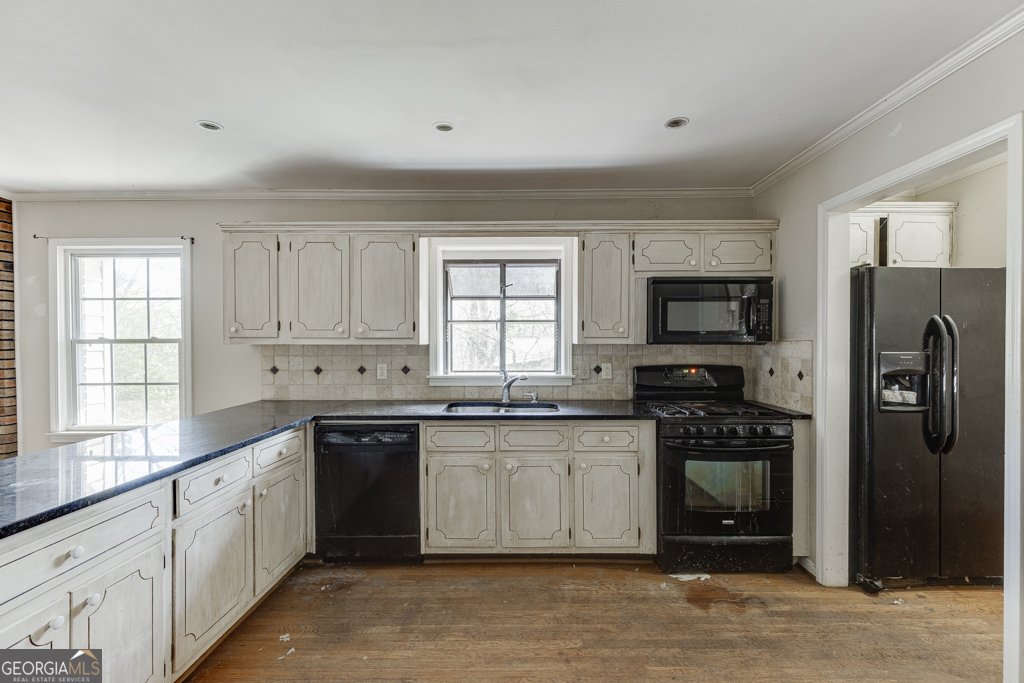 1245 Shadygrove Court Stone Mountain - Photo 11