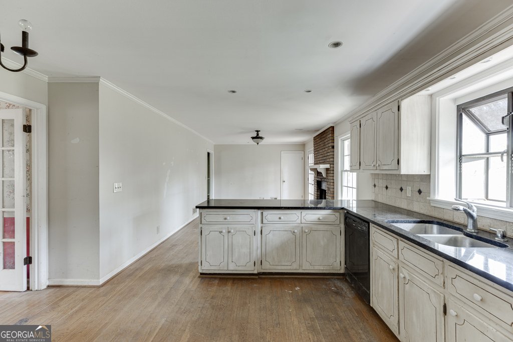 1245 Shadygrove Court Stone Mountain - Photo 13