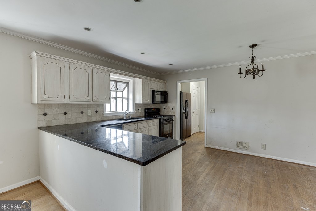 1245 Shadygrove Court Stone Mountain - Photo 15