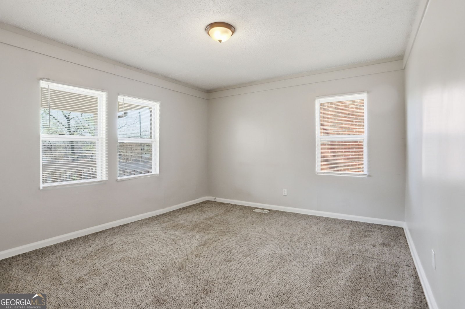 817 Beechwood Avenue Atlanta - Photo 11