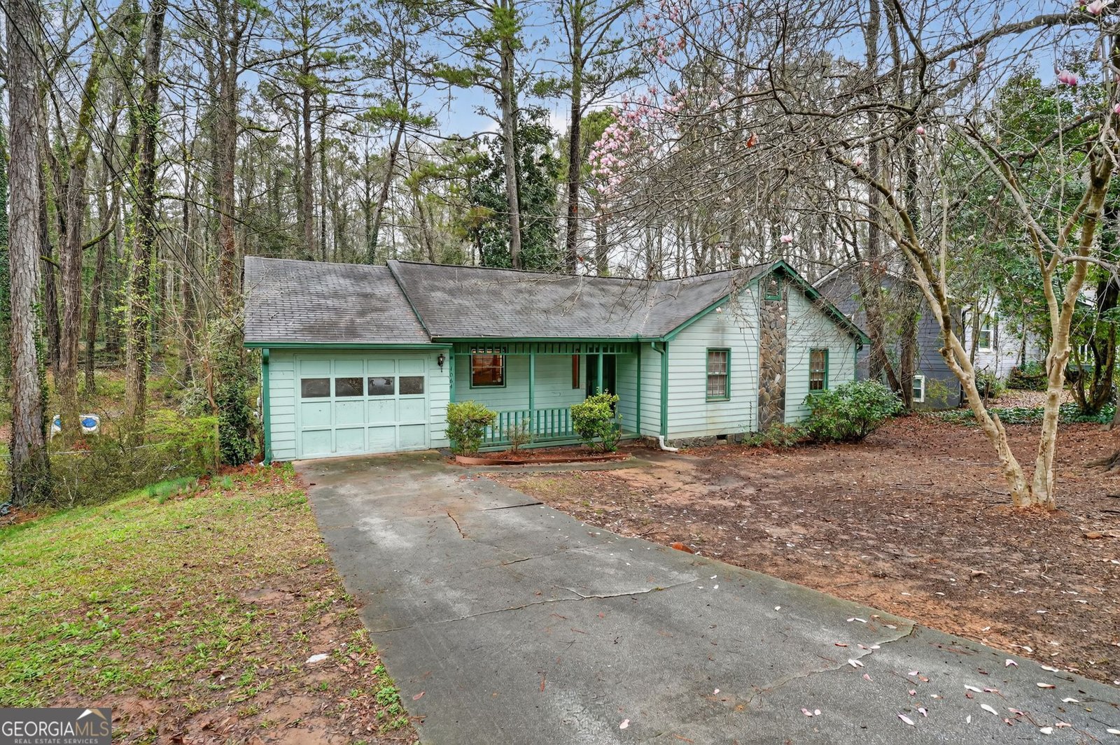 4064 Chedworth Way Stone Mountain - Photo 1