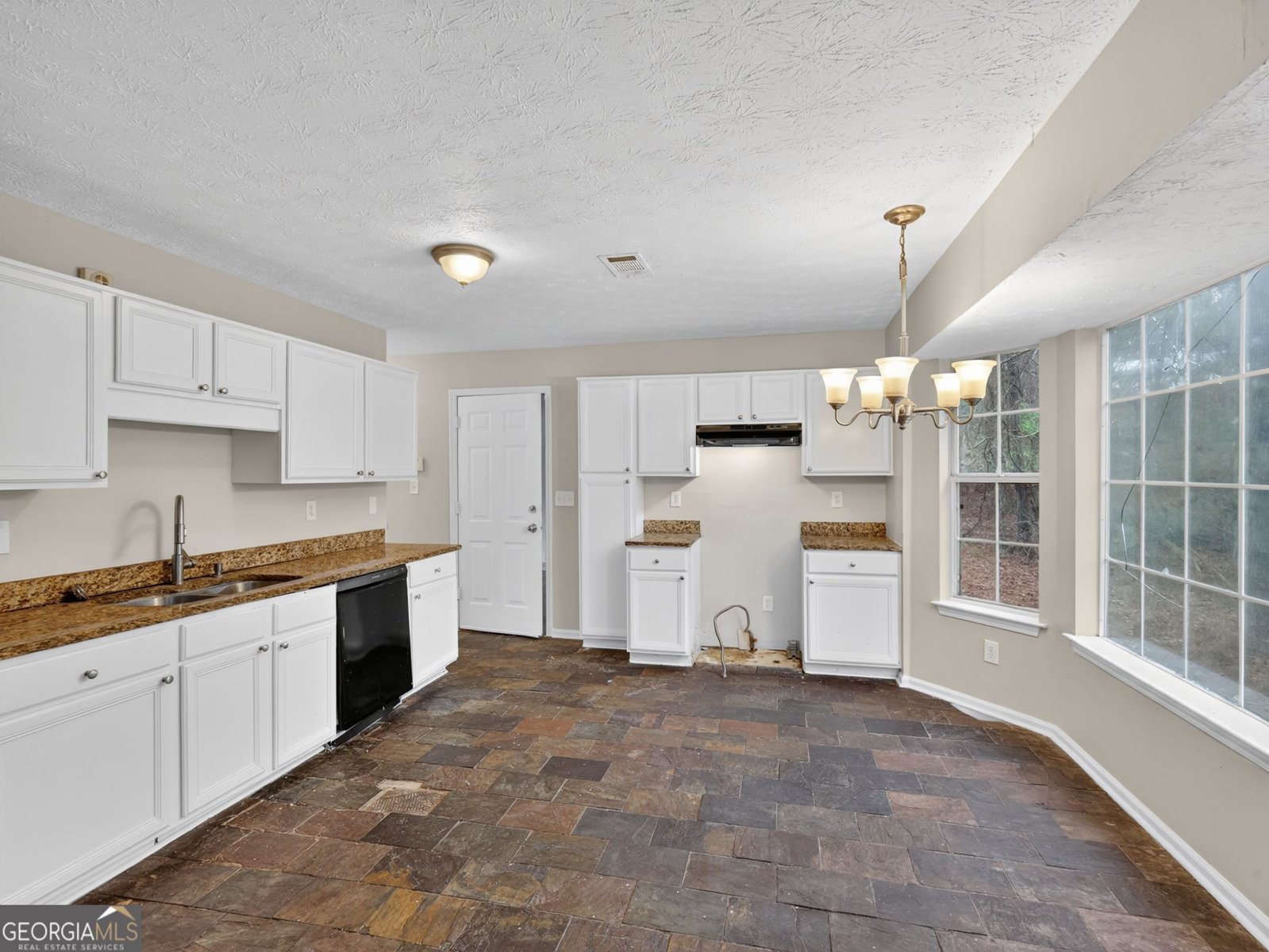 5814 Shadow Creek Drive Lithonia - Photo 9