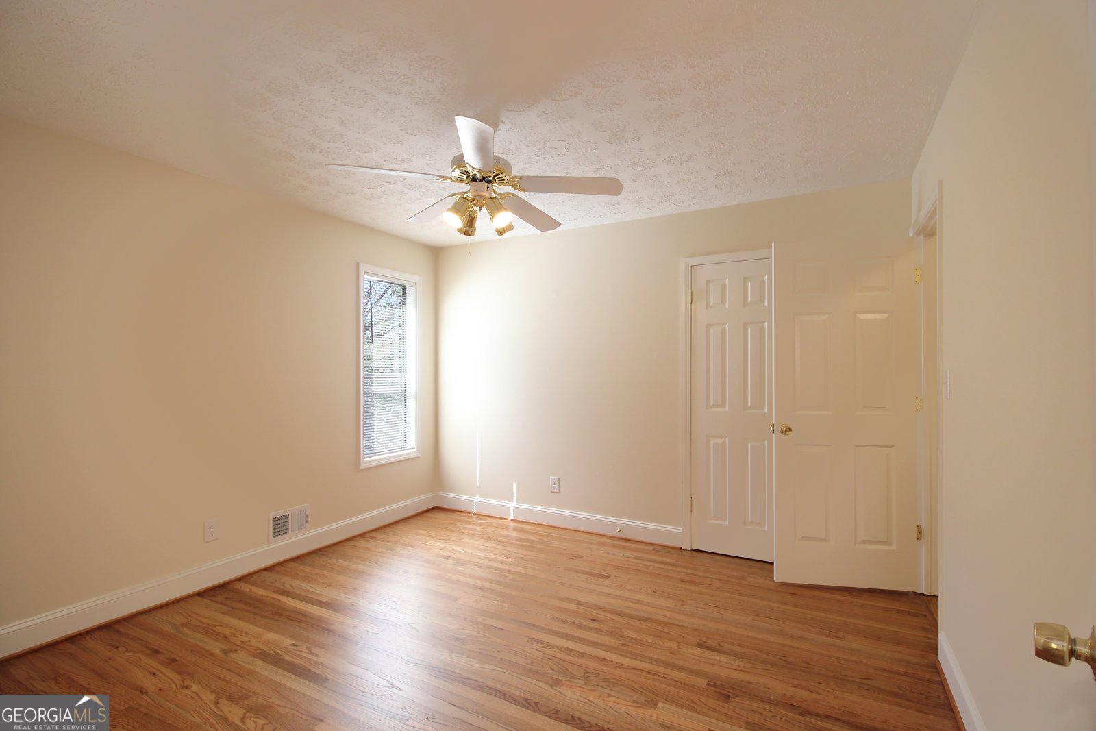 336 Princess Avenue Woodstock - Photo 10