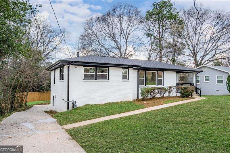 2868 Lynda Place Decatur - Photo 1