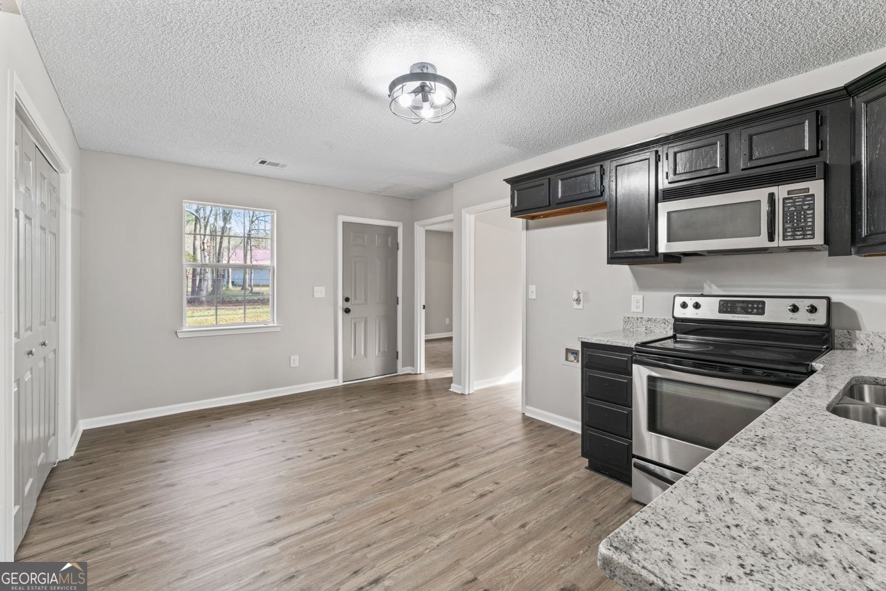 147 Bonnies Way Jenkinsburg - Photo 8