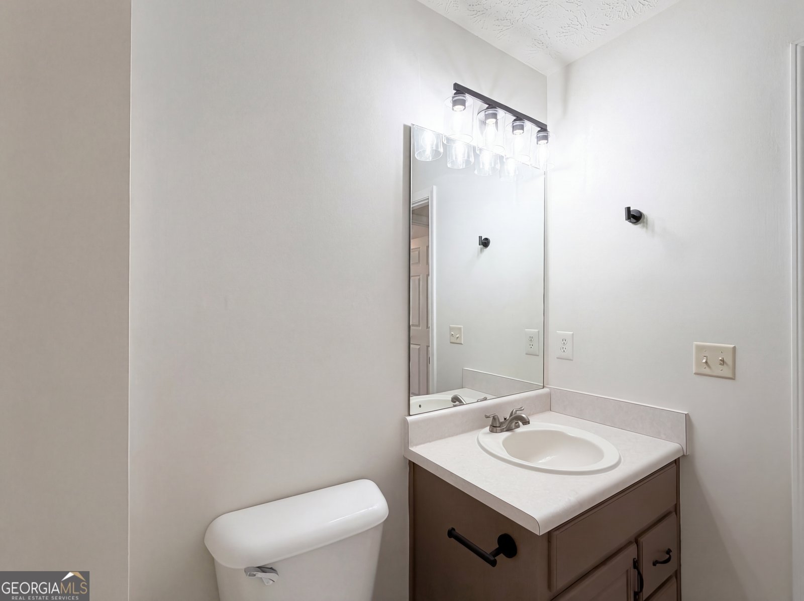 170 Camerons Way Covington - Photo 18