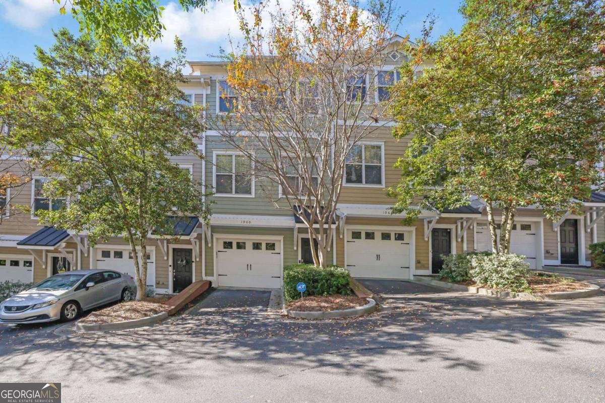 1960 Sterling Oaks Circle Atlanta - Photo 1